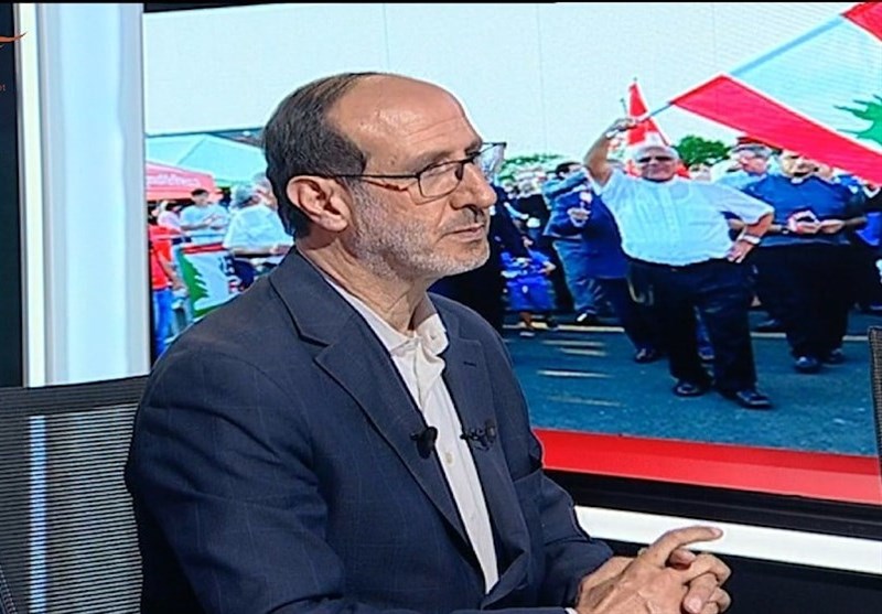در روزهای آینده غافلگیریهای بیشتری برای دشمن داریم در روزهای آینده غافلگیریهای بیشتری برای دشمن داریم